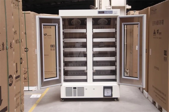 658 Liter de Grote van de Capaciteits Biomedische Bloedbank Diepvriezer met Dubbele Schuimende Glasdeur