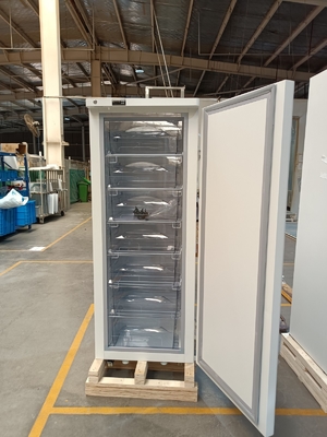 -40°C verticale medische diepvriezer MDF-40V278W∙ 278L High-precision laboratoriumvriezer met 7 laden en digitale besturing